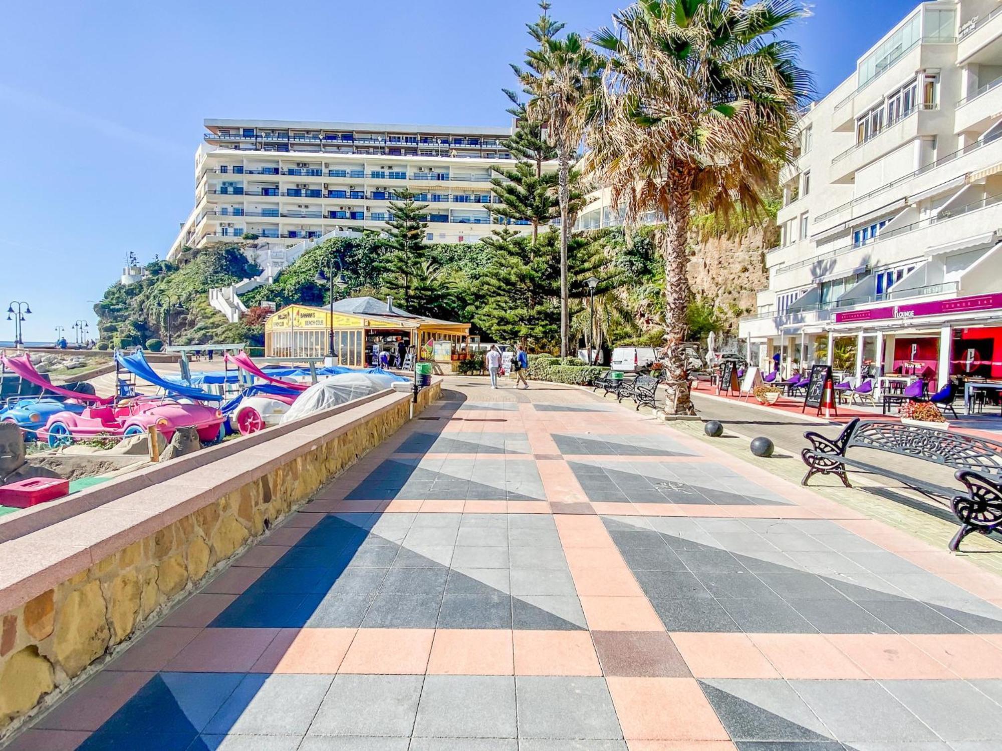 Primera Linea De Playa, Aparcamiento Y Wifi Gratis Apartamento